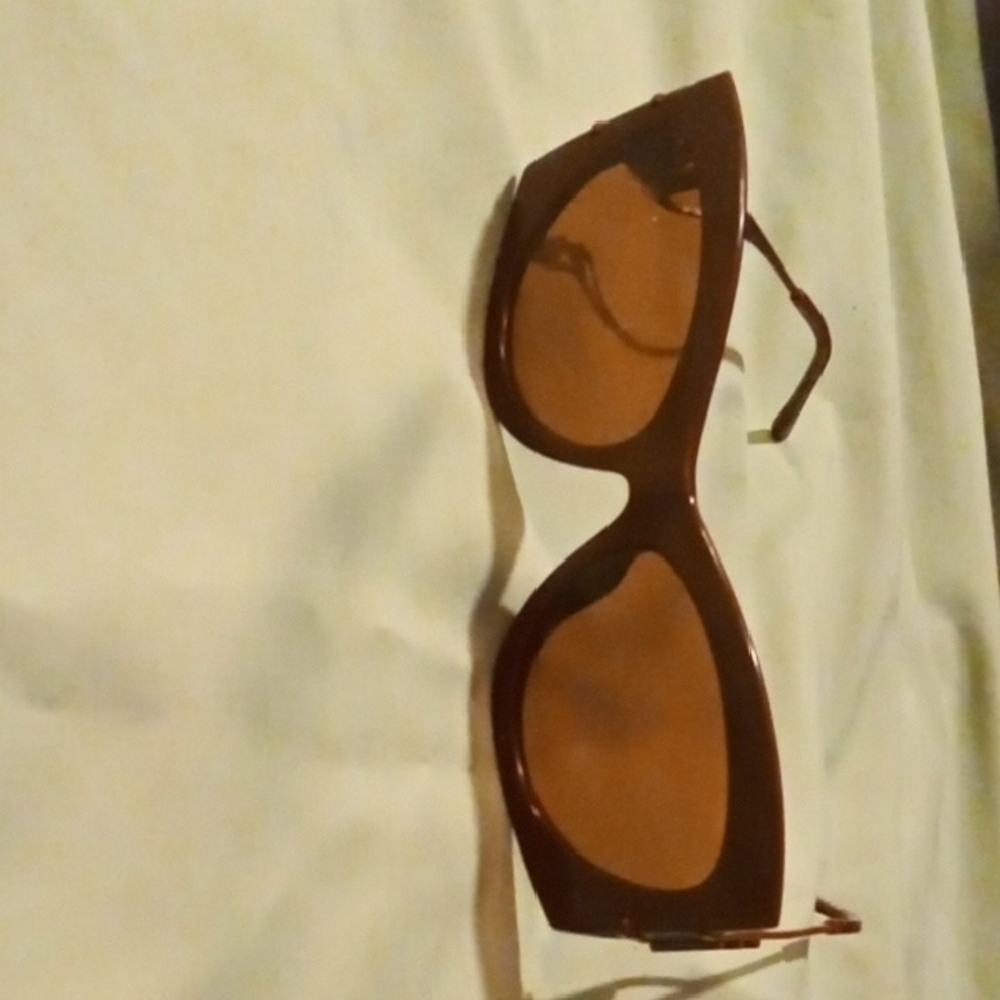 Stylish Brown Sunglasses